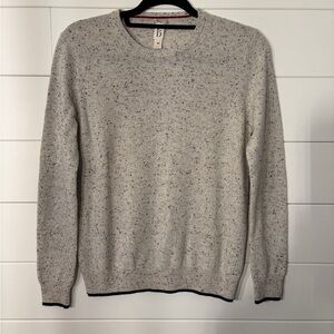 Women’s Speckled Gray Sweater